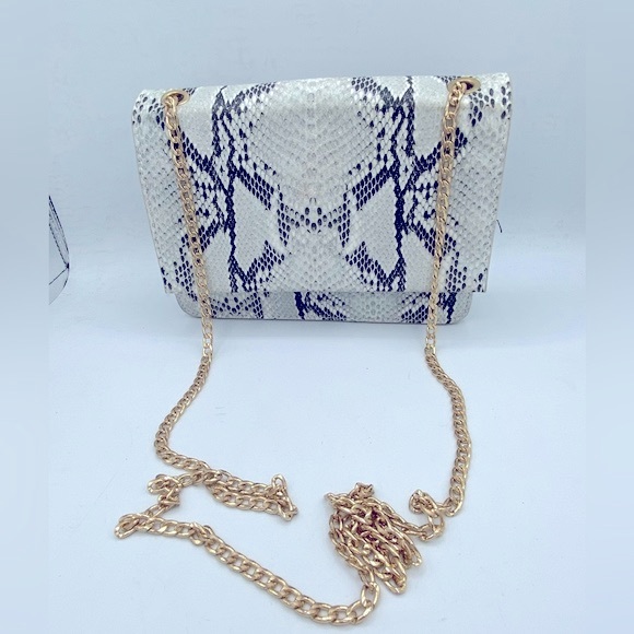 Street Level Faux Python Shoulder Bag Tan/Gray/ Black  Vegan Friendly EUC - Picture 2 of 8